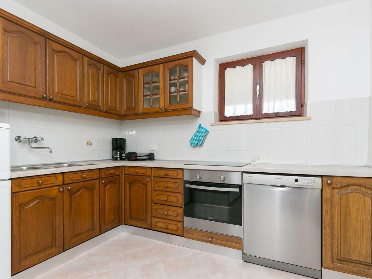 Apartamento Ninas Višnjan Exterior foto