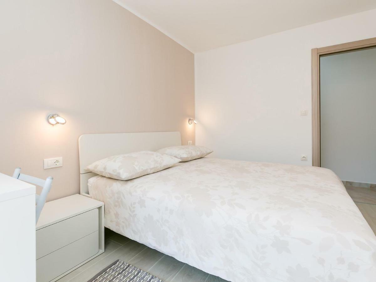 Apartamento Ninas Višnjan Exterior foto